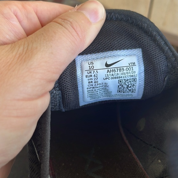 Nike Air Max 270 - Picture 11 of 11